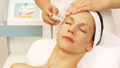 Advantages of Local Anesthesia for Facial Rejuvenation