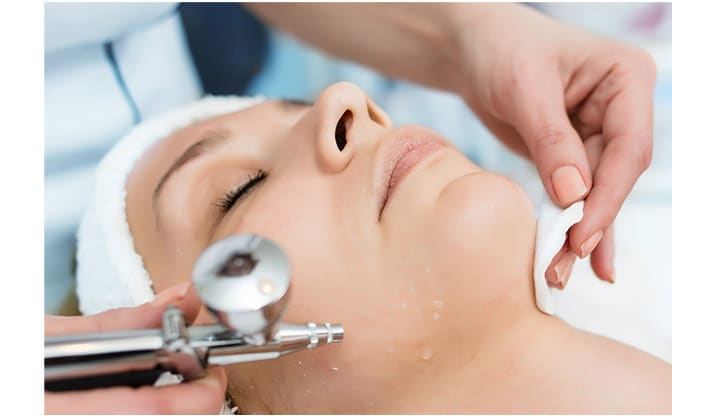 AquaGold Facial